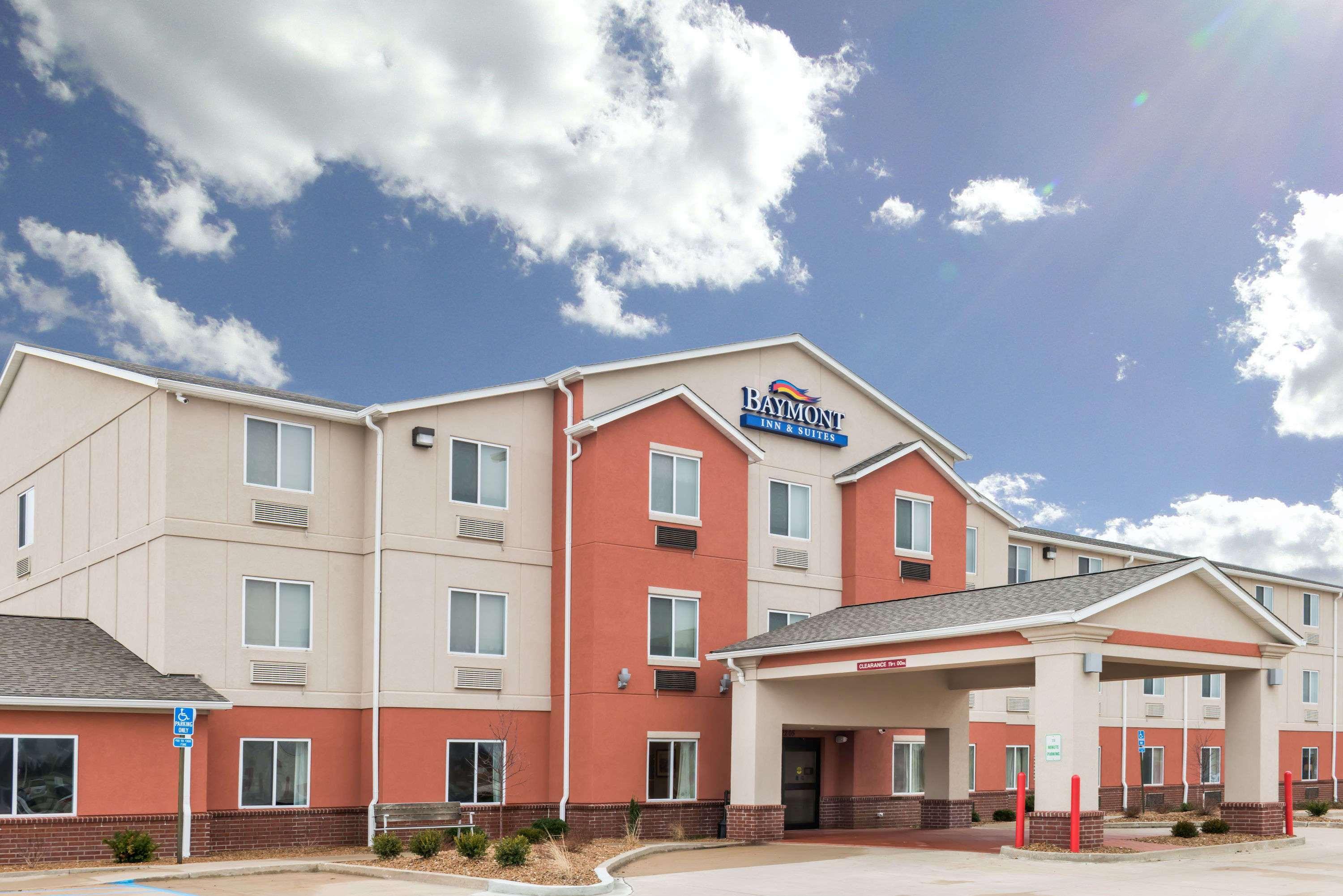 Baymont By Wyndham Fulton Hotel Exterior foto